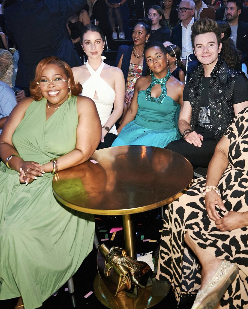 klainerose's tweet photo. kurtcedes alive and well in 2026 they look so good https://t.co/55vRaj6Tnr