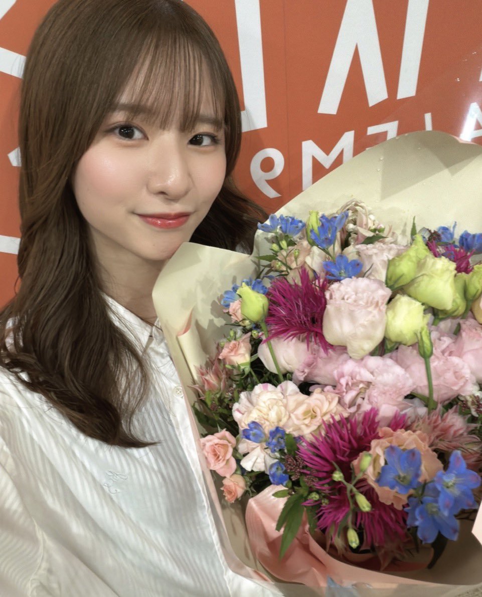 rb6YiD5FkvYsmWc's tweet photo. #乃木坂46好きな人と繋がりたい
🏷️🆕！
75/👨/愛媛
推し
卒業生〜樋口日奈、阪口珠美🍠
現役〜３期生🌬️、菅原咲月🩹、岡本姫奈🐥、大越ひなの🗻
自発大歓迎
無言フォロー❌️（必ず１言ください、無き場合は受け付けません）
エロ垢、不明垢❌️
タメ🙆
老若男女問いません
気軽に絡んでね！ https://t.co/UXS3TYRnFr