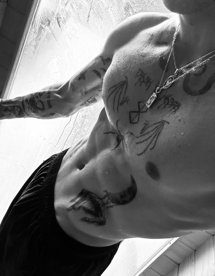 Vicensovy3p's tweet photo. ᅠ
ᅠ
𝐍o sé, pero tengo un antojo
de escuchar tu respiración
agitada en mi oído hoy.
#SeductiveWednesday #sexrol #fakeland https://t.co/yL1eKv1BOH