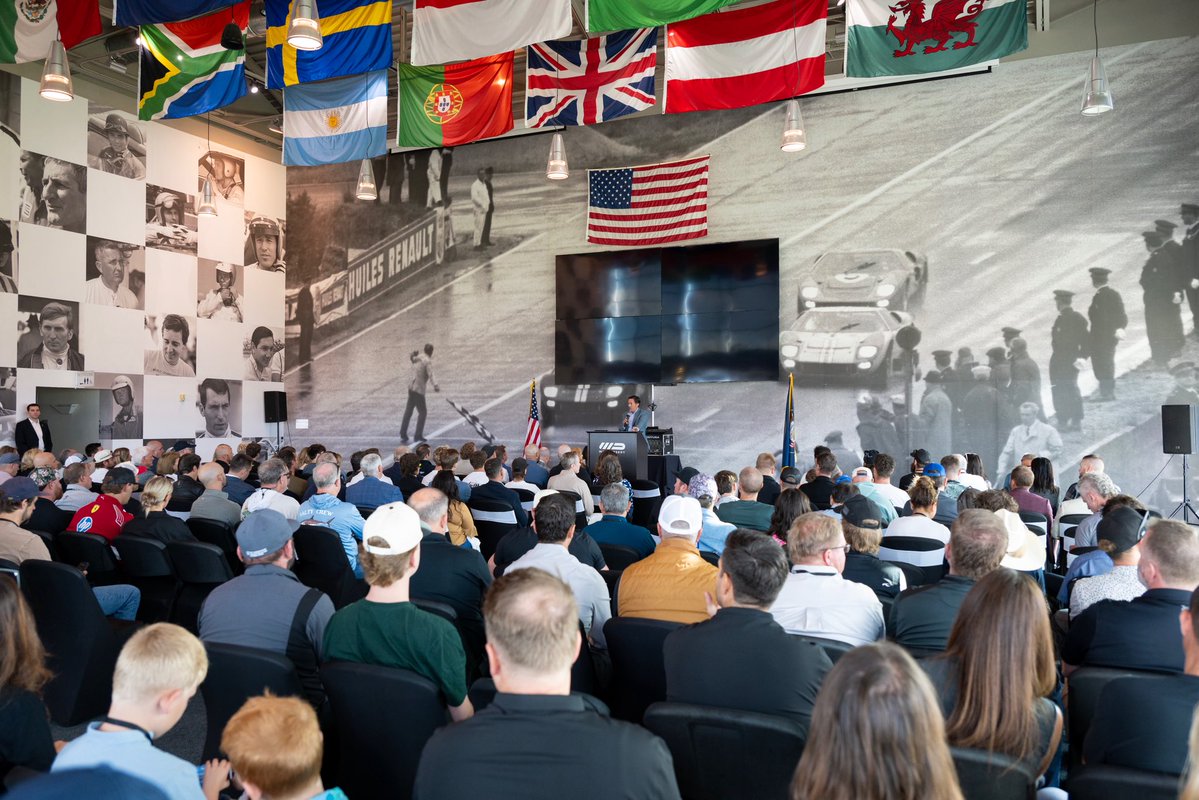 utahsenate's tweet photo. The West Desert Racetrack is back! 🏁

Sen. Kirk Cullimore joined the celebration of its grand reopening. Under new local Utah ownership, the track is bringing new investment and opportunity to Tooele County.
It will support tourism, jobs, and local businesses while strengthening Utah’s racing, manufacturing, and engineering industries. A great new chapter for West Desert and Utah!
