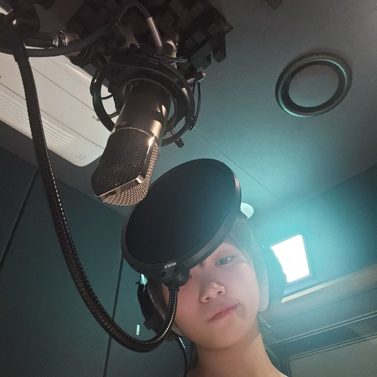 summerzbase's tweet photo. daily summerz #15
this kazuha goes with this chaewon! https://t.co/i25b8mics5