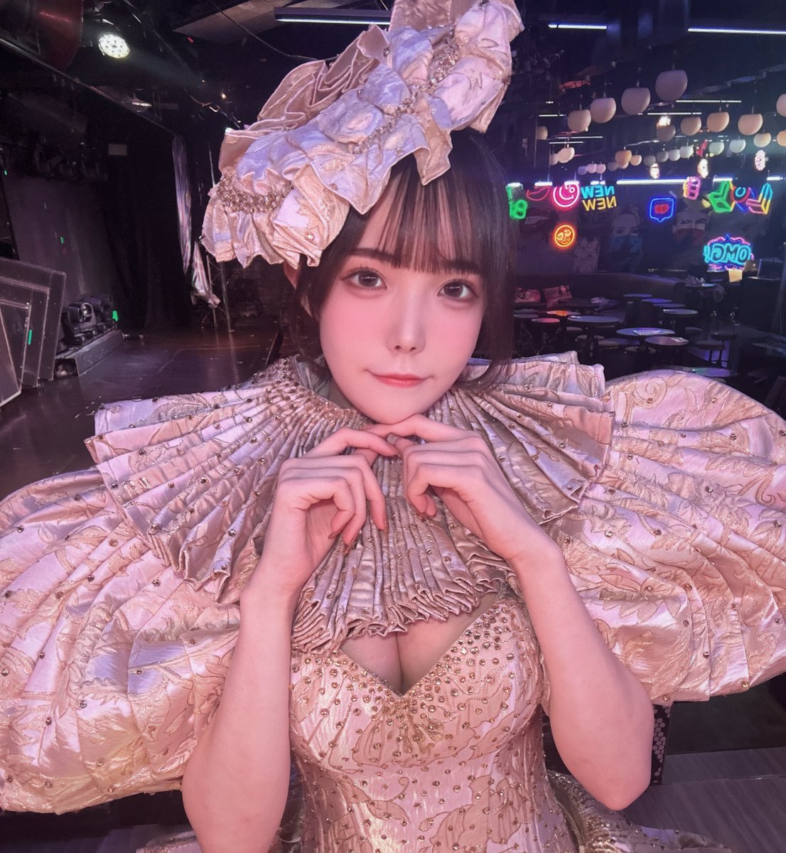 usa_spark_'s tweet photo. 盛れ!ミ・アモーレ🥀デビューしました✨
見守ってくれた方本当にありがとう😭💗

撮ってくれた動画見たけどうさ今まで見たことない笑顔で踊ってた😂‼︎

すごく楽しかったし早くみんなにクイーン👑見てもらいたいな‼︎👀
⭐️10/4 2部　お待ちしてます🙇‍♀️✨

デビューお祝いに🪣も本当にありがとう😭💗 https://t.co/cY38HZK3Qz