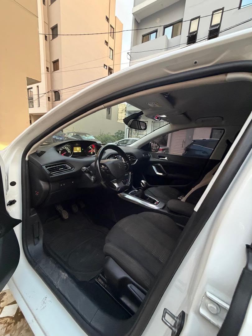 MouhamedSen's tweet photo. Peugeot 308 allure 2017 Venant déjà dédouaner 6vitesses dv5
778776716 https://t.co/hxVeLmFJ8W