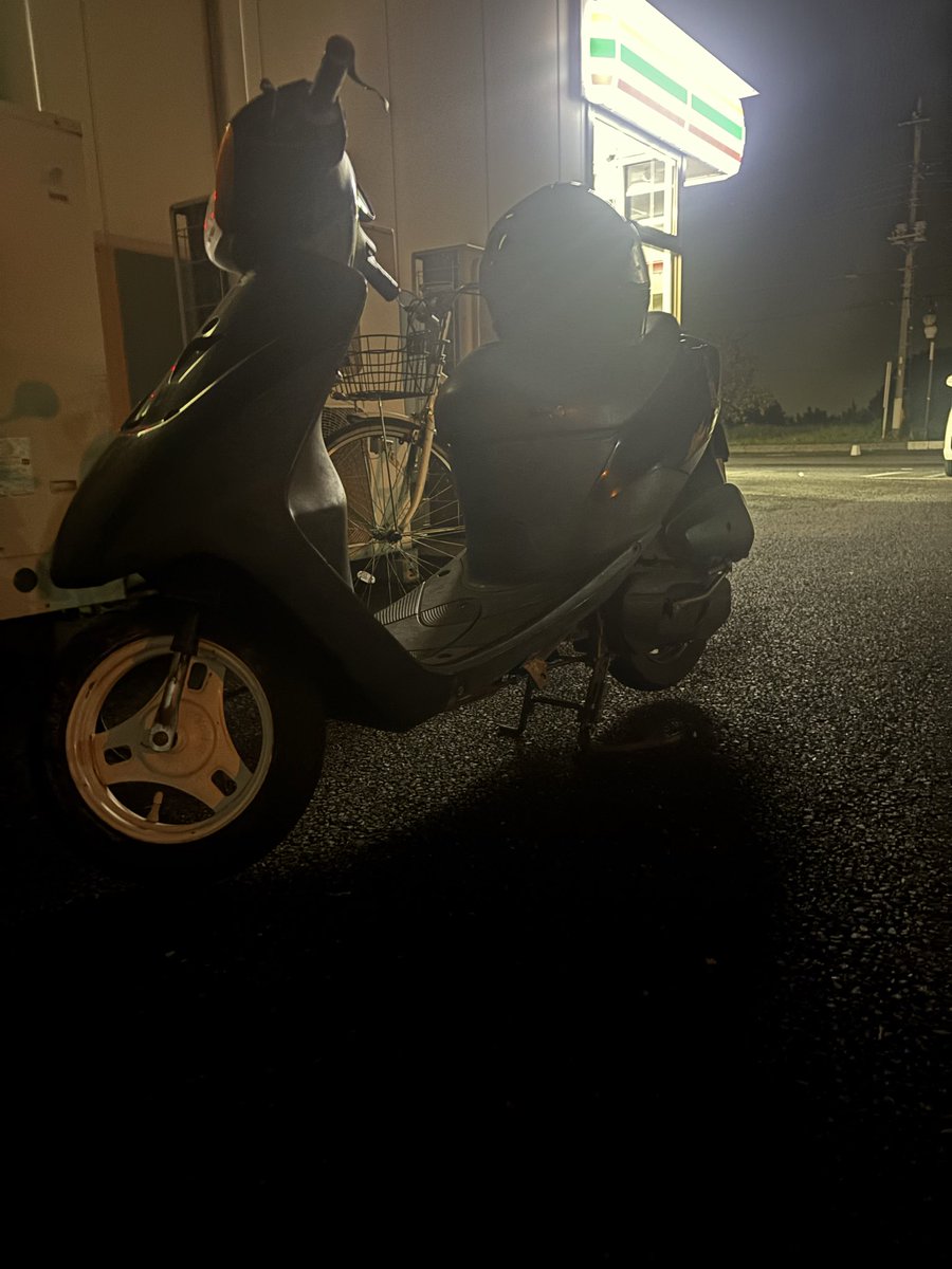 6Ponngi's tweet photo. 寒くて気軽に乗れなくなってきた🥶 https://t.co/nhy2hZvkeg