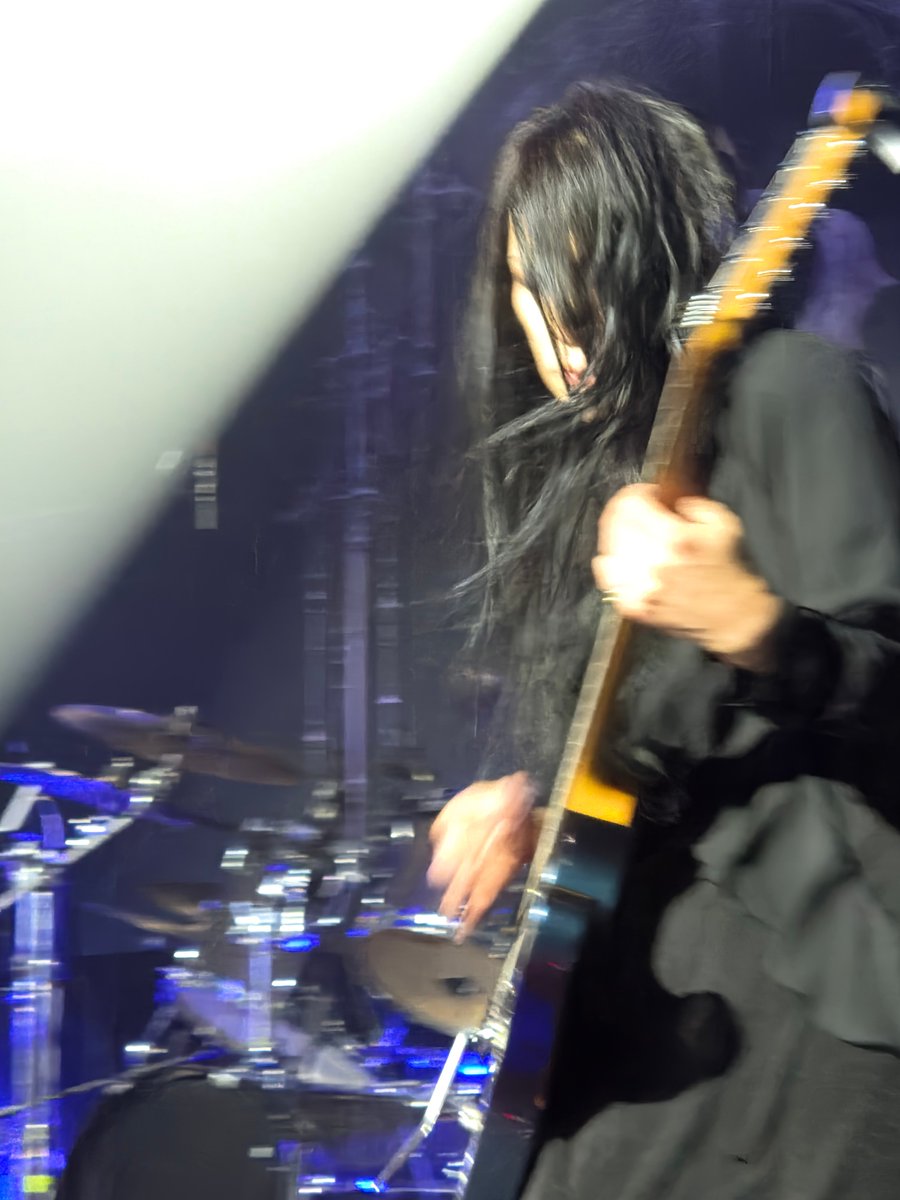 VizuuK's tweet photo. KAMIJO PARIS OCTOBRE 2026 PHOTOS/VIDEOS

Thanks @KamijoOfficial , @USHIDRUM , @KoheiIyoda , @MASASHI_Pi_suke and @hiro_guitar for this concert, AMAZING !!!! ❤️❤️ https://t.co/4qJJqV0WLT