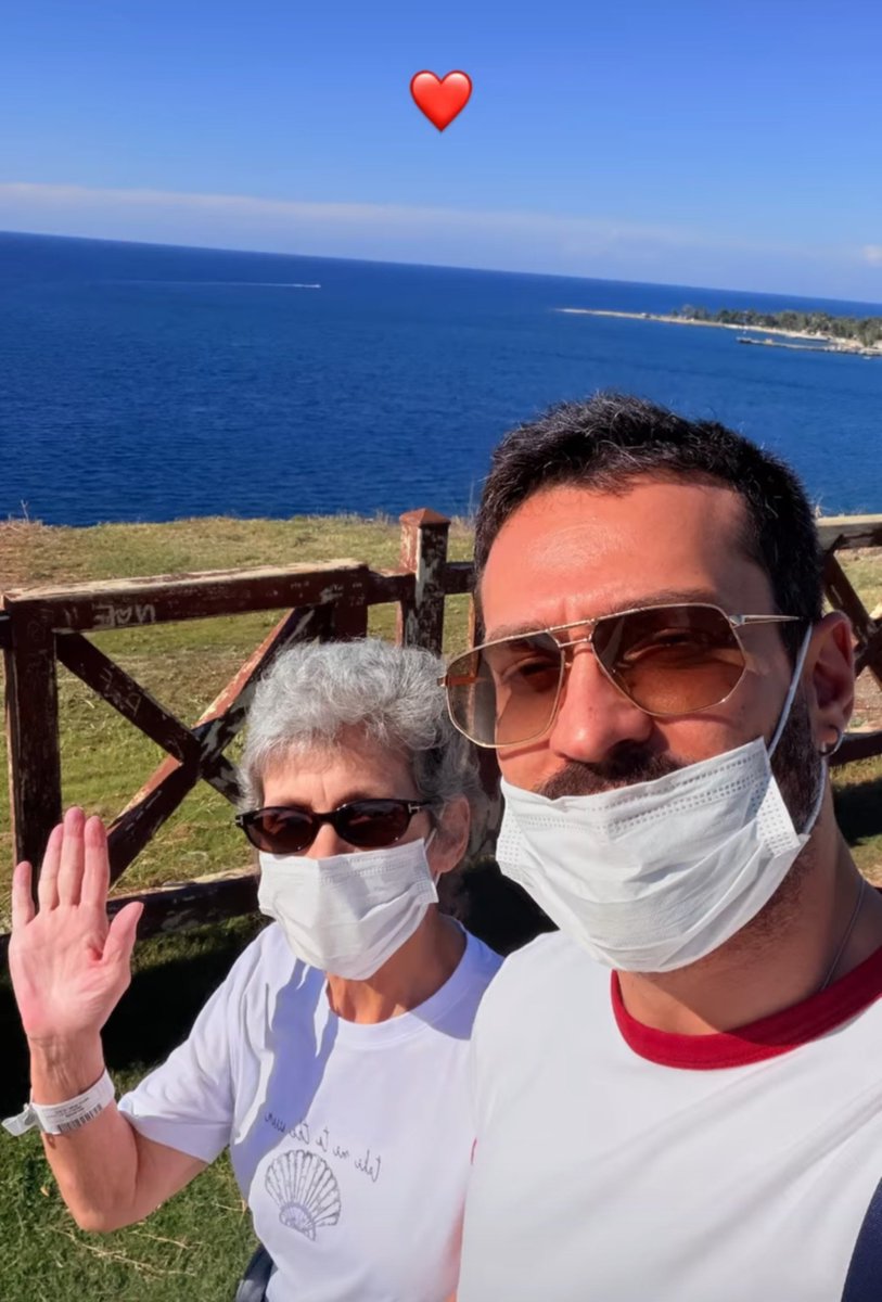 me_era_h's tweet photo. EKOCAN ❤️

#EkinKoç #MuhtemelAşk #DefKad https://t.co/akz8mwfJdq