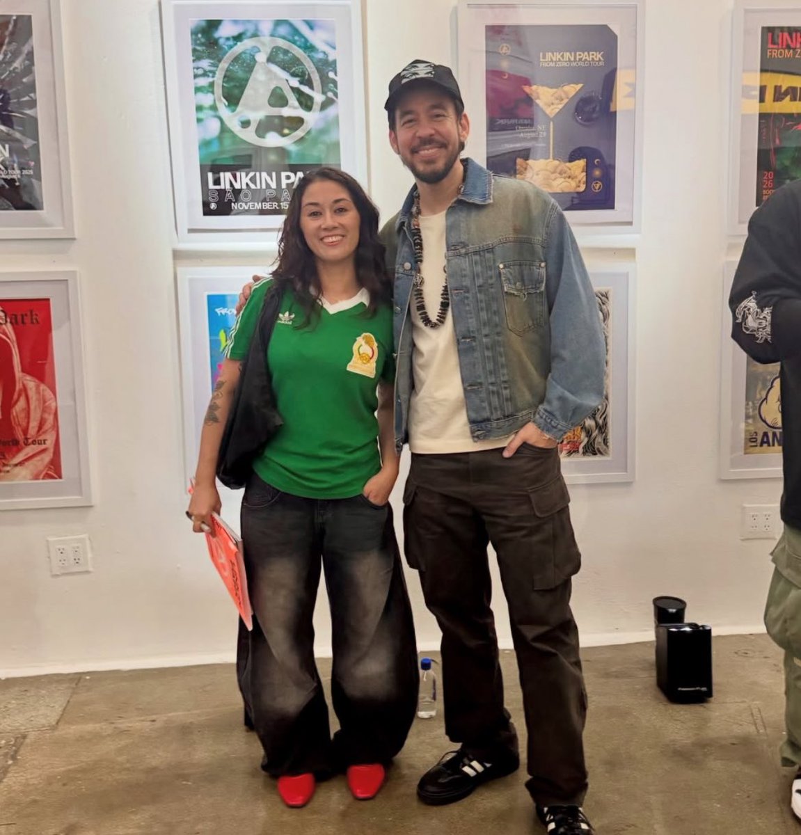 BroodingAnanas's tweet photo. Mike at ‘From Zero To One Hundred’ pop-up opening last night💛

📸: sofiaenriquez on Instagram https://t.co/irz7j5vSvq