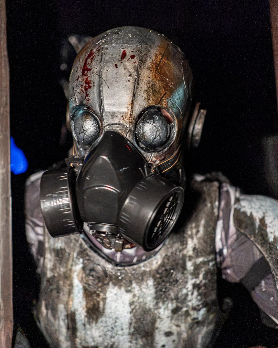 HorrorNightsORL's tweet photo. remember cybergoria next time u @ a bot in ur replies https://t.co/9lH2ivBVOt