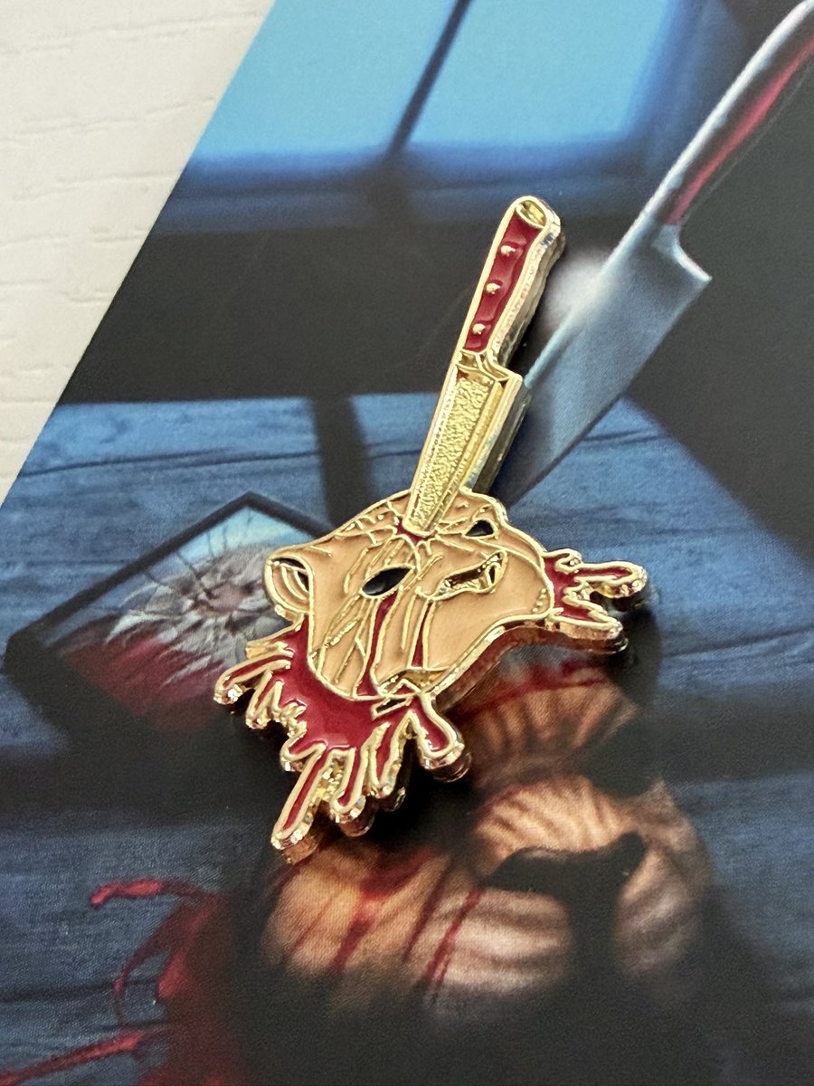 davedwonch's tweet photo. Our first 50 print backers get a special commemorative MURDER PIN! Less than 10 spots left!! https://t.co/KRf1071LGV https://t.co/5DTawv7NlG