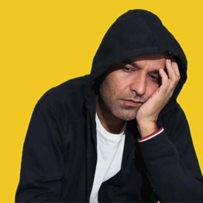 preety_illusion's tweet photo. Meet Amit Bua

• UPSC failure, ex teacher 
• Makes reaction videos on viral tweets just for views and reach
• Posts the same video on Twitter, Instagram, YouTube & Snapchat
• Getting 500 abuses a day is his favourite hobby 😭
• Stalks people with private accounts
• • Calls random Hindu people “Pakistani”
• If you reply back, he’ll block you. Of course, it’s his second favourite hobby. 😭