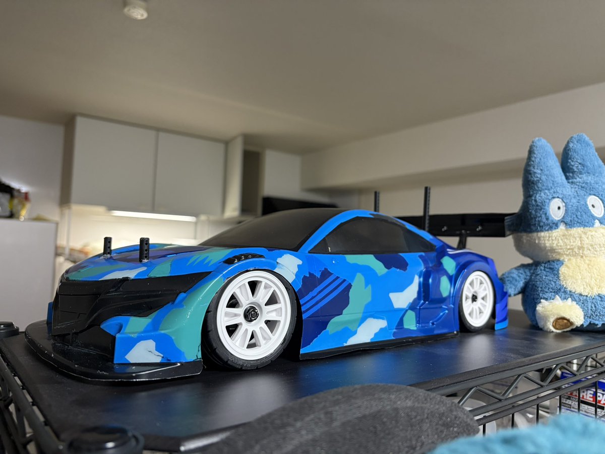 asn_hotwheels's tweet photo. 【固定用】
当アカウントへお越し頂いた皆様ありがとうございます。

最近ミニカーの収集と購入の頻度が減りましたが、完成に引退はしません！

ただ今はラジコンに夢中です！ブランクが12年ぐらいあるので、わからないことがあれば知恵やノウハウをご教示頂けたら嬉しいです！

よろしくお願いします https://t.co/caJhXb2Sp2
