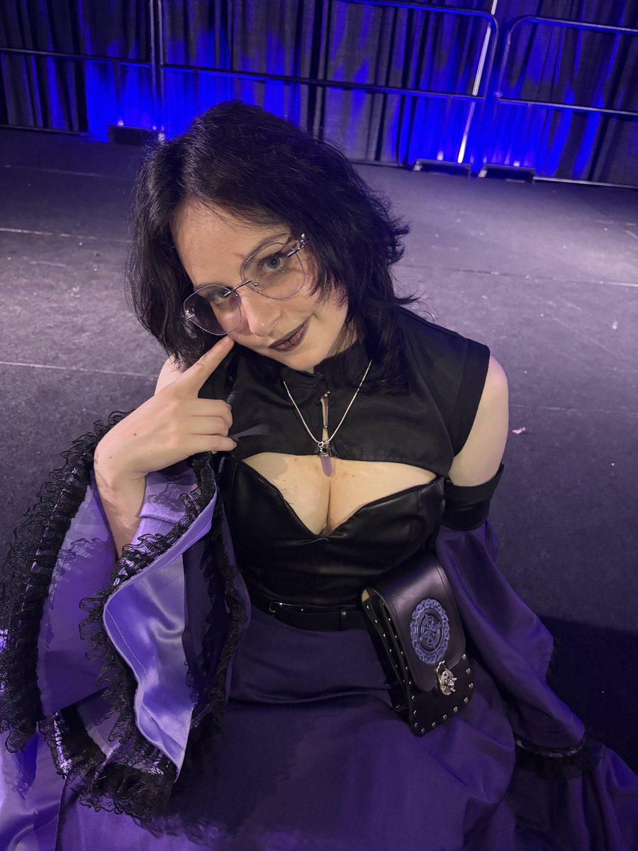 lostdest_aden's tweet photo. ITS #ヴァンパイヤの日 ??!!!!

エイデンというアメリカ人のヴァンパイヤアイドルDEATHﾃﾞｽよー！👾🗡️🧛🏻👾🗡️🧛🏻👾🗡️🧛🏻👾🗡️🧛🏻👾🗡️🧛🏻👾🗡️🧛🏻👾🗡️🧛🏻👾🗡️🧛🏻👾🗡️🧛🏻 https://t.co/C24v2ClwGT