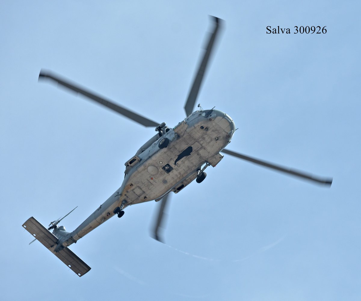 05derecha's tweet photo. Fijaos en el detalle de este "Morsa" #Sikorsky SH-60F #Seahawk. @Armada_esp #BASanJavier @SpottersMurcia https://t.co/oVJEbnrQ3p