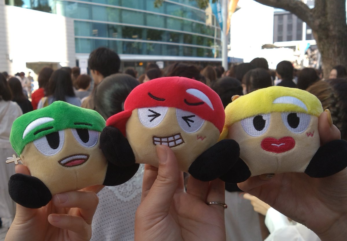 Kimmy_4559's tweet photo. 私の初WESTはファンクラブできて一発目のドーム。
まだぬいがなかったころ。10年前。
自分でメンカラのくまのぬいを作ったのもいい思い出。
多くのご縁を繋いでくれたWESTに感謝。ここで出会えたジャス民の皆様もこれからも笑顔でありますように。今後ともどうぞよろしくです。
#WESTありがとう https://t.co/s587BrkWF6