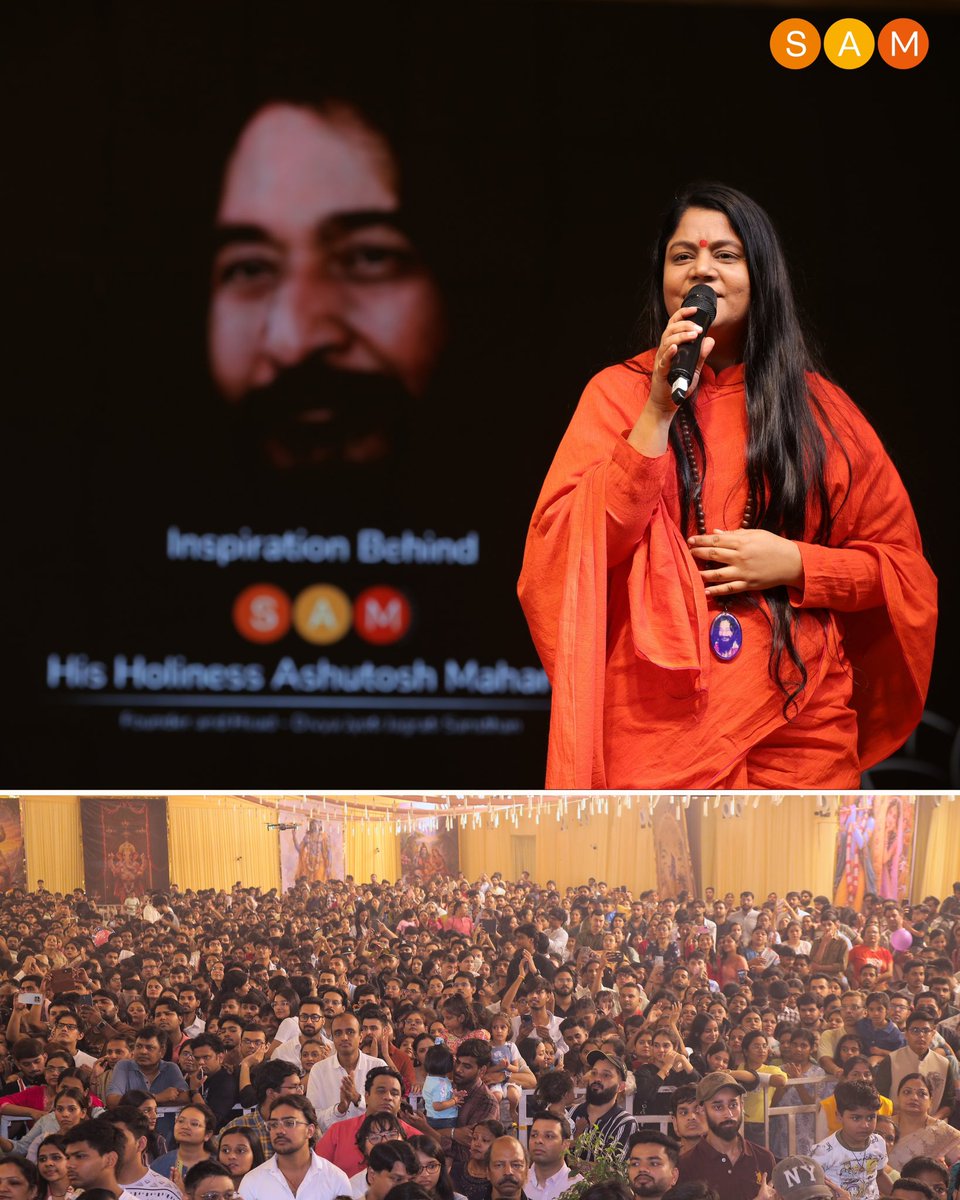 SAMWorkshops's tweet photo. [1/4] Some moments? You just had to be there. ✨

And this was one of those.

At the iconic Lal Bagh Ka Raja, SAM Bhajan Clubbing turned devotion into a whole vibe — where bhakti met beats, culture met youth, and thousands came together as one. https://t.co/16MonWcH5v
