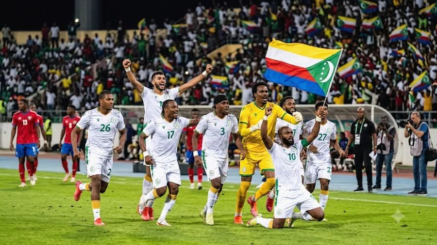 Miorreyy's tweet photo. 🇰🇲 Après sa victoire 1/0 face à la Namibie, les Comores sont deuxième du Groupe G  🇲🇬  Dans le Groupe L, Madagascar a réduit ses chances de jouer la CAN 2027 après son nul contre la Tanzanie https://t.co/Sn2DpC9GPe