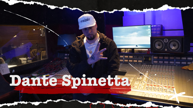 pagina12's tweet photo. Dante Spinetta nos abrió las puertas del histórico estudio "La Diosa Salvaje" para reflexionar sobre su álbum "Día 3", la epidemia de la soledad y el orgullo por el mestizaje nacional.

Mirá la entrevista completa en YouTube: https://t.co/36tk2Uk2fq https://t.co/NLh5C25XWI