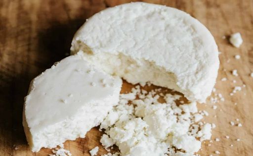 eDairyNewsEs's tweet photo. #Queso Cotija: la #ciencia detrás de uno de los #lácteos tradicionales de México. Lea la Noticia 👉 https://t.co/jpzNjSWUlO https://t.co/513NS0xMBT