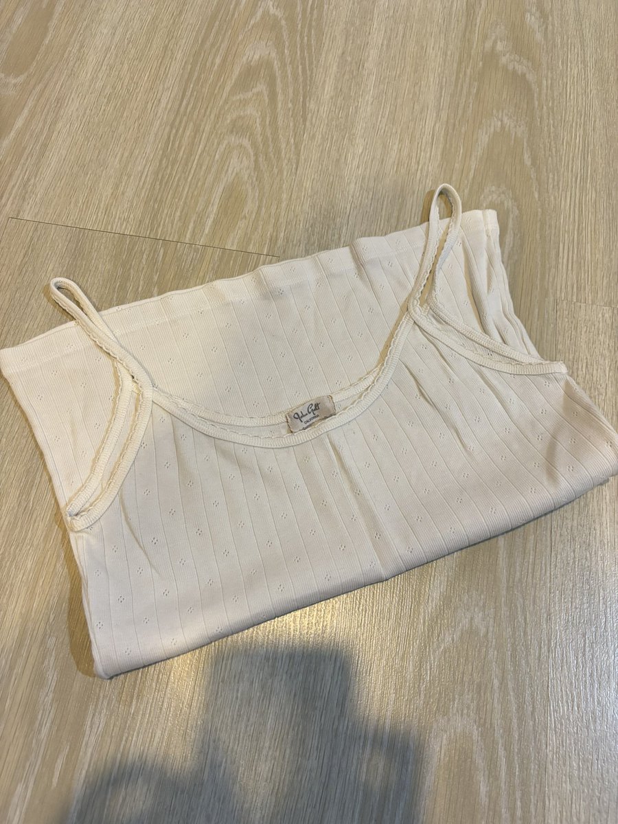 iamnotperfctgal's tweet photo. Brandy 300 ตำหนิสีน้ำเงินจางๆด้านหลัง มองไม่ค่อยเห็นค่า 

#ส่งต่อbrandy #ส่งต่อแบรนดี้ https://t.co/tOJhbPiToE