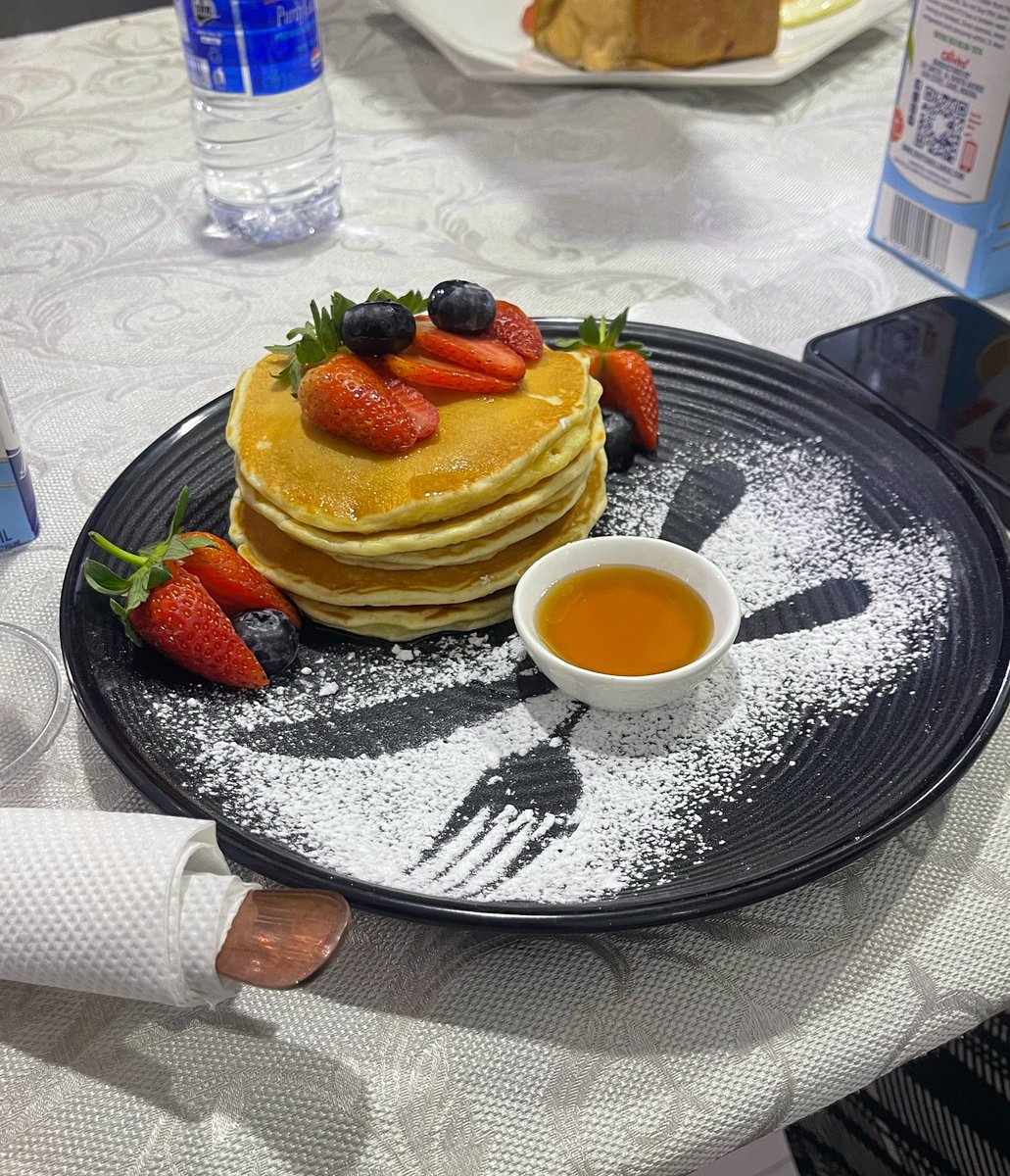 SisiSimifoodies's tweet photo. Some of the meals brought by the students for tasting. They did amazingly well ❤️❤️ https://t.co/4GFDF6pszA