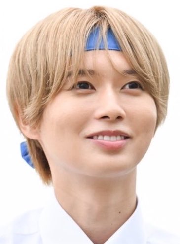 sui_mizuori's tweet photo. 冷静になろう もう1回見てみるね うん 別人 https://t.co/FYCIq0dEhc