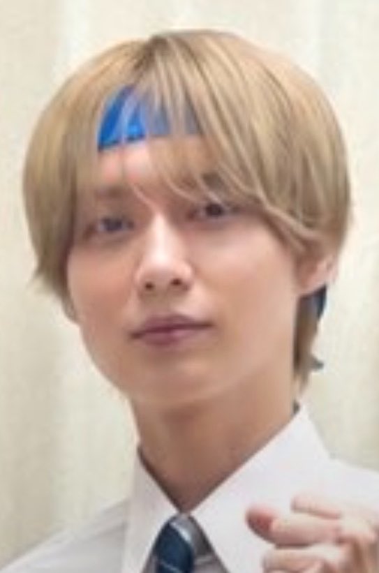 sui_mizuori's tweet photo. 冷静になろう もう1回見てみるね うん 別人 https://t.co/FYCIq0dEhc