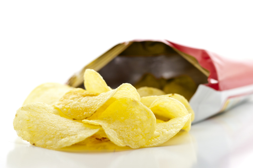 Karneycd's tweet photo. Los snacks deliciosos y crujientes han llegado! Comparto estas ricas papas fritas con todos — no te quedes con las ganas, pásalo y disfruta! https://t.co/stgfVUqQpF