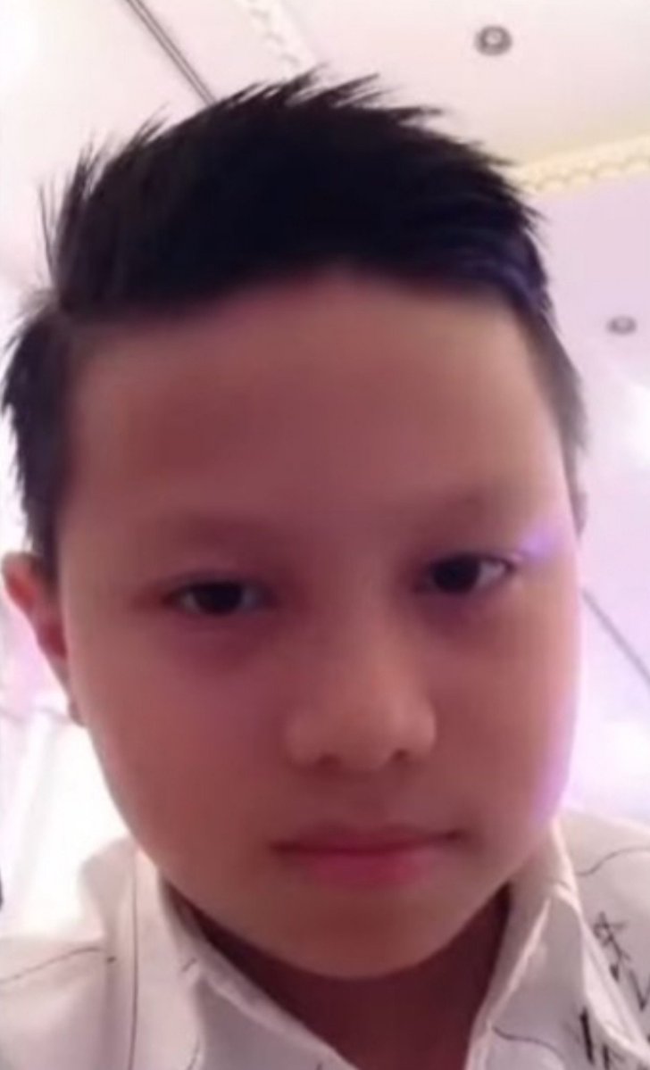 MWETuan's tweet photo. เหมือนถ่ายวันเดียวกัน 55555555555555555555555555555555555555555555555555

#williamjkp https://t.co/7flQrOKg8b