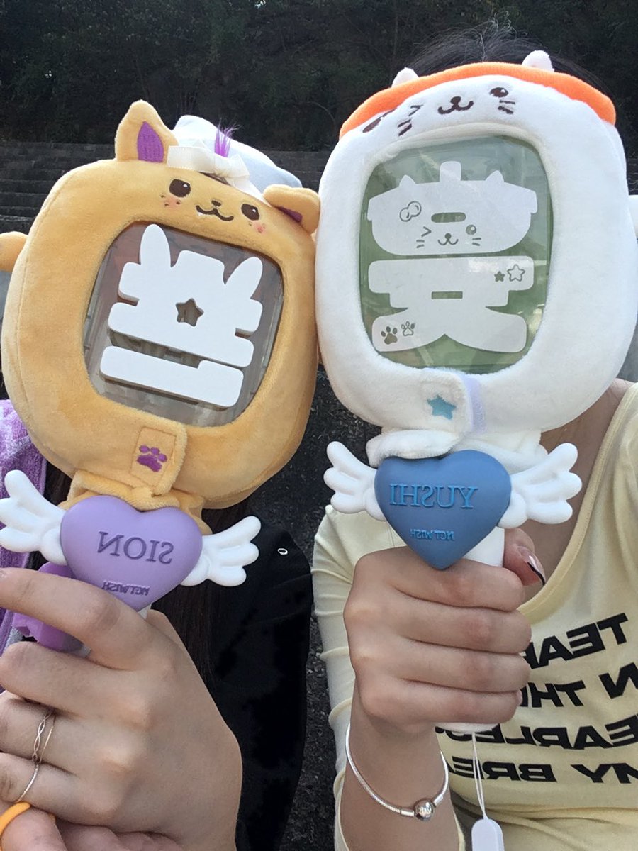 osionoiso's tweet photo. 아재밋다🙌🙌 https://t.co/tVnyjQ9Wwp