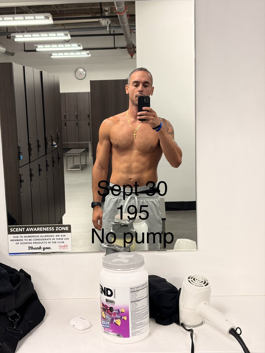 TorontoFCIM's tweet photo. @user_mm_ Took your advice. 195 today, still feel relatively lean. Enjoying the process - think I’ll keep this gain phase going into the new year! https://t.co/37Ib7SGl9h