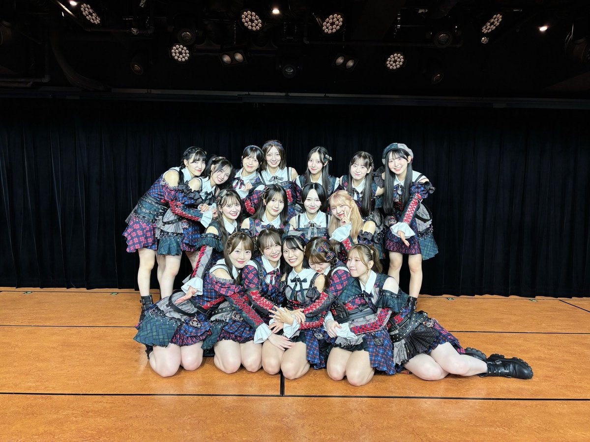 erichan_akb48's tweet photo. 「ここからだ」公演ありがとうございました！
2ヶ月ぶりのここからだ公演でした！
劇場ブランク取り戻すゾー！！！ https://t.co/7wRfx5tbkc