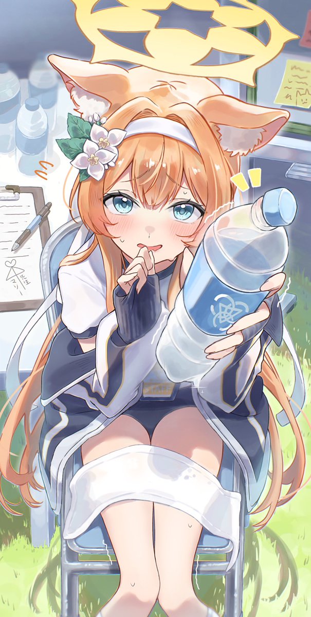 ponte_irai's tweet photo. せ、先生...！まだ口付けていないので、良ければ....💦
#ブルアカ https://t.co/zJ3gDwapLI