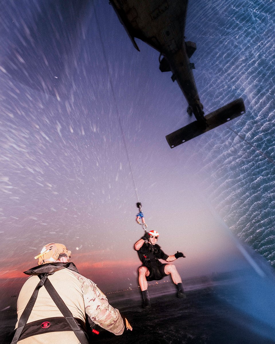 USNavy's tweet photo. Reaching for the stars. https://t.co/0I3vHuF4NA