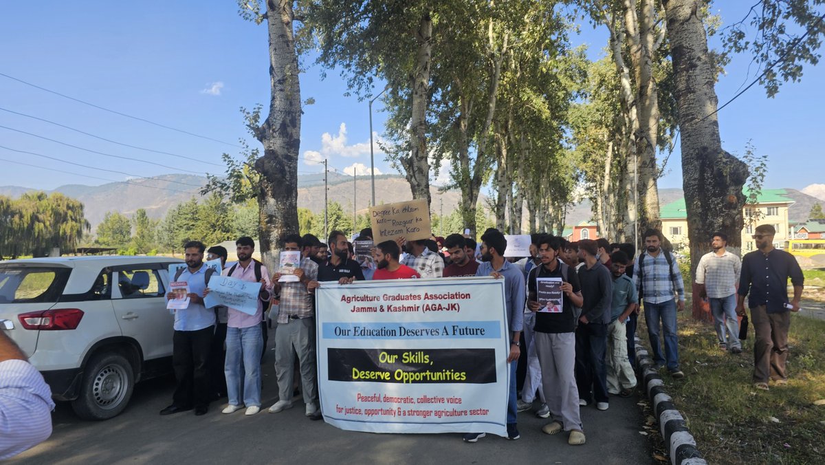 UAGA_JK's tweet photo. As we conclude #Day10 of our protest, We refuse to let our hard earned degrees become symbols of government neglect.
Our classrooms gave us knowledge; the system must give us a fair opportunity to use it.
@JavedDar_NC @CM_JnK @OmarAbdullah @NasirKhuehami @nasirsogami @JKSTUDENTSASSO @ErSameerYousf @zubair_reshi @UdayBhanuIYC