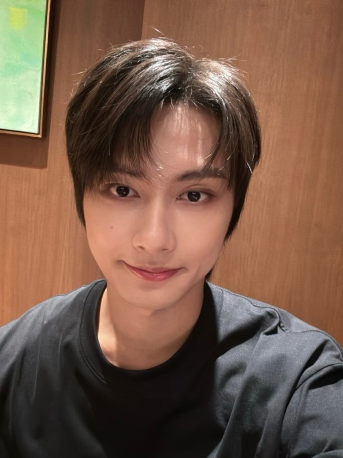 updatingsvt's tweet photo. 🖼️ 260930 JUN's live thumbnail

#JUN #준 https://t.co/sJqYH9nYO9
