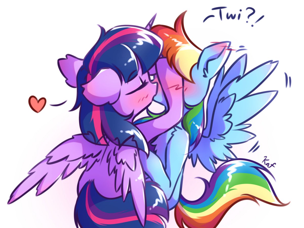 kaf_pone's tweet photo. Surprise kiss
#twidash #mlpart https://t.co/aJCnRD8sbp