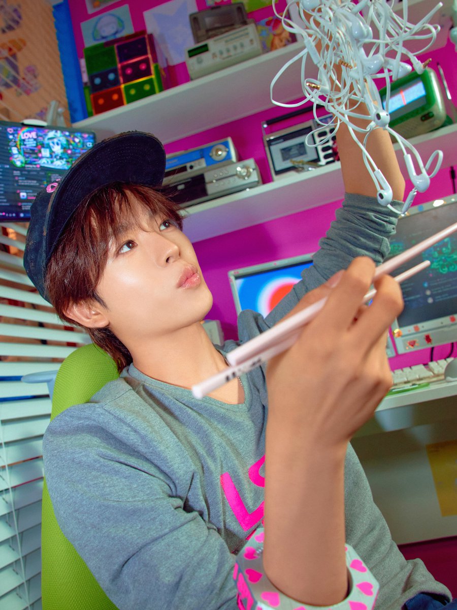 nctwishofficial's tweet photo. #YUSHI #유우시 #ユウシ
Teaser Images - Lover Boy 2

NCT WISH 【I SPY - The 4th Mini Album】
➫ 2026.10.12 6PM (KST)

💿 Pre-order
https://t.co/nN3rEYQ6Xs 

EVERYTHING, ALL AT ONCE, NEO
https://t.co/LrMbZwt0Ol   

#NCTWISH #ISPY
#NCTWISH_ISPY
#NCT_10TH_ANNIVERSARY https://t.co/HCK92wk3iw