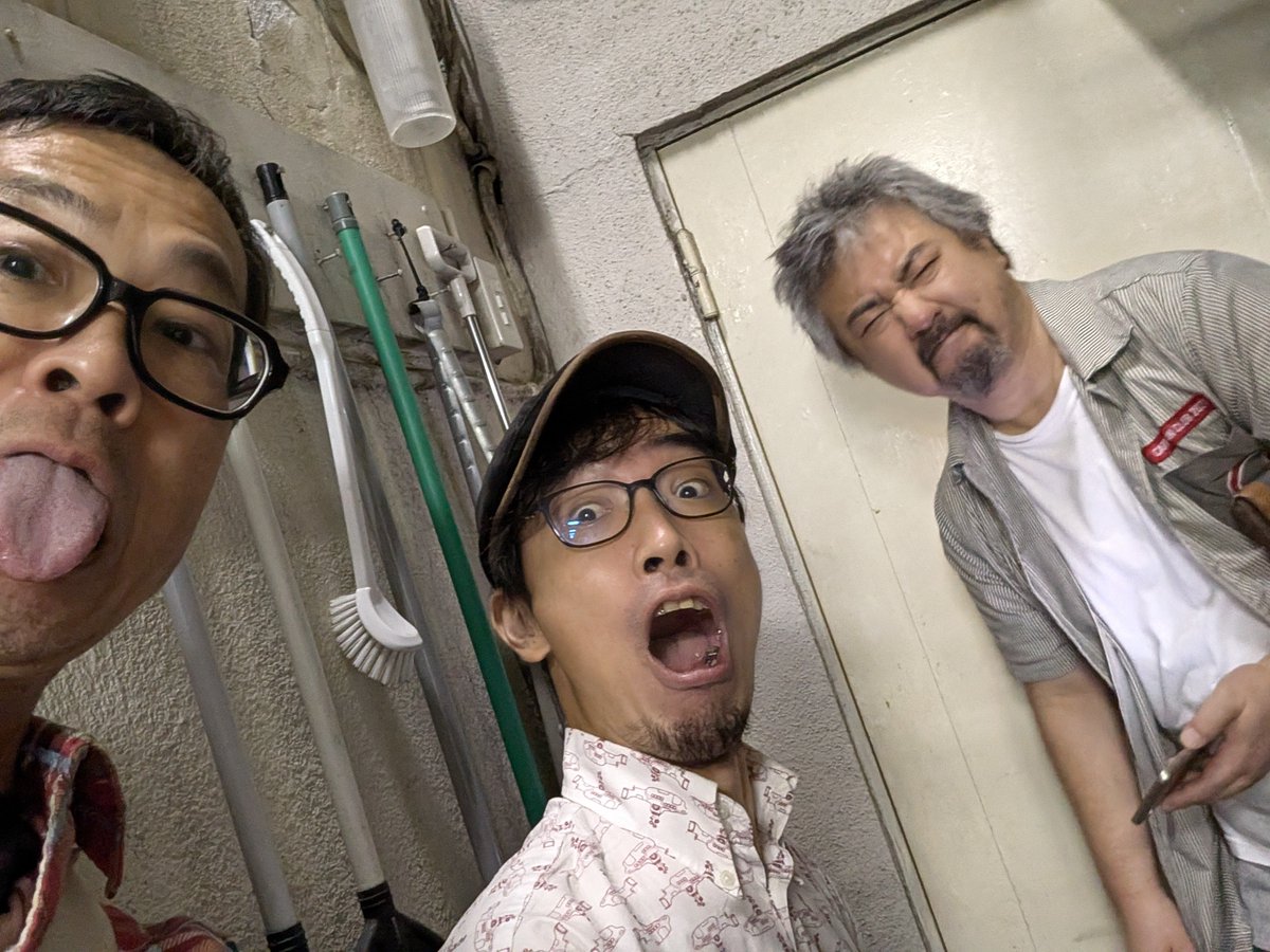 yhayano's tweet photo. 35日連続☔最長記録だそうな、皆さん心身共にご自愛下さいm(_ _)m
今宵、いつもの御苑スタでリハ、次回はスーパードラマーイワちゃん（イワイダヒロユキ）をサポートに迎えてロックンロールしますよ〜♪
◯10月17日(土)ふなばしミュージックストリート　flagship FUNABASHI 15時45分頃　観覧無料 https://t.co/Ydugto7ey5