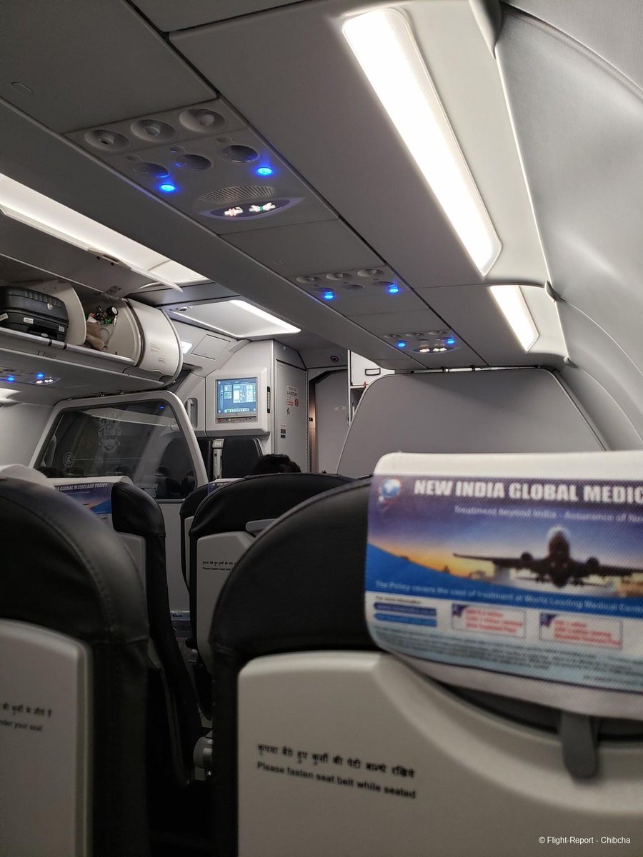 Siddhantmt's tweet photo. Airlines का एक business model मुझे लगातार हैरान करता है।

टिकट बुक करते समय fare दीजिए।

Taxes दीजिए।

Convenience fee/surcharge जो लागू हो, वो दीजिए।

फिर booking के अगले पन्ने पर airline पूछती है—

बैठना कहाँ चाहेंगे? उसके पैसे अलग दीजिए।

और बात सिर्फ emergency exit, extra legroom या first-row जैसी genuinely premium seats की नहीं है।

सामान्य window seat.

सामान्य aisle seat.

कई बार वो भी paid.

पैसा नहीं देना है? कोई दिक्कत नहीं।

System आपको बाद में free seat allot कर देगा। कहाँ करेगा, ये फिर आपकी किस्मत।

असल में नियम भी बड़ा दिलचस्प है।

DGCA airlines को “preferential seating” को ticket fare से अलग करके paid add-on के तौर पर बेचने की इजाज़त देता है।

सरकार का तर्क रहा है कि इससे basic fare कम रखा जा सकता है—जिसे जो extra service चाहिए, वही उसका पैसा दे।

तर्क समझ आता है।

लेकिन सवाल है—

Preferential seat आखिर है क्या?

Extra legroom वाली seat preferential है—समझ आया।

Front row—समझ आया।

लेकिन सामान्य aircraft seat में सिर्फ window या aisle चुन लेना भी कब से premium सुविधा हो गई?

और कहानी यहीं और दिलचस्प हो जाती है।

मार्च 2026 में Civil Aviation Ministry ने निर्देश दिया कि किसी भी flight में कम-से-कम 60% seats बिना selection charge के मिलनी चाहिए।

यानी सरकार ने भी माना कि मामला passenger convenience और fair access का है।

लेकिन airlines ने विरोध किया।

उनका कहना था कि seat-selection जैसी ancillary income उनके business model का हिस्सा है और इसे सीमित करने से fares पर असर पड़ सकता है।

कुछ ही दिनों बाद सरकार ने 60% free-seat वाला निर्देश hold पर डाल दिया।

तो फिलहाल broadly पुराना मॉडल जारी है—

आपकी ticket में बैठने के लिए seat शामिल है।
लेकिन अपनी पसंद की seat जरूरी नहीं।
यही बात मुझे अजीब लगती है।

क्योंकि दूसरी तरफ aircraft के अंदर भी revenue opportunities कम नहीं हैं।

कहीं overhead bins पर विज्ञापन चिपके हुए हैं।

कहीं seat पर भी वेल्क्रो से विज्ञापन चिपके हुए हैं.

Food में कोई दिक्कत नहीं. क्योंकि खाना है, तो पैसा दीजिए, वरना कोई ज़रूरत नहीं.

Extra baggage में भी चार्ज वसूलना समझ में आता है.

लेकिन Priority boarding और फिर seat selection भी अलग।

Airline का कहना है कि इससे बेस फेयर सस्ता रहता है।

लेकिन यात्रियों का सवाल भी वाजिब है—

अगर सामान्य यानी नॉन-प्रीमियम विंडो और आइल सीट तक paid “preference” बन जाए, तो बेस फेयर में आखिर बच क्या रहा है?

Premium seat के premium पैसे लीजिए।

लेकिन normal seat चुनने की सामान्य-सी इच्छा को भी luxury मत बनाइए।

वरना जिस दिन booking page पर लिखा मिलेगा—

“Aircraft के अंदर यात्रा करना चाहते हैं? Add ₹499”

उस दिन बहुत हैरानी नहीं होगी।

cc - @DGCAIndia @RamMNK @IndiGo6E @airindia  @AirIndiaX और तुम भी @flyspicejet