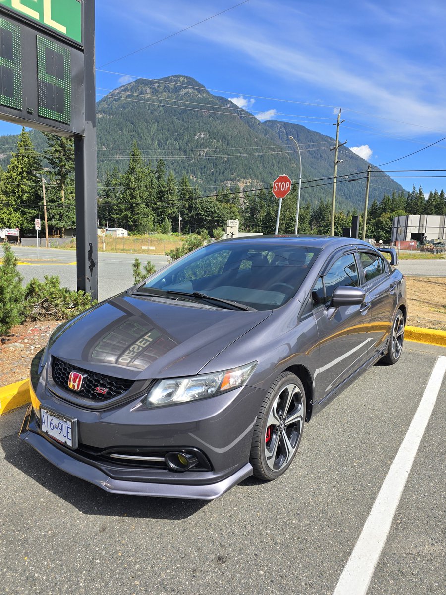 rob_bb6's tweet photo. #HONDA #CIVIC #SI #HONDACIVIC #CIVICSI #HONDACIVICSI #9THGENSI #HONDACANADA #MOUNTAIN https://t.co/4owRN505Pi