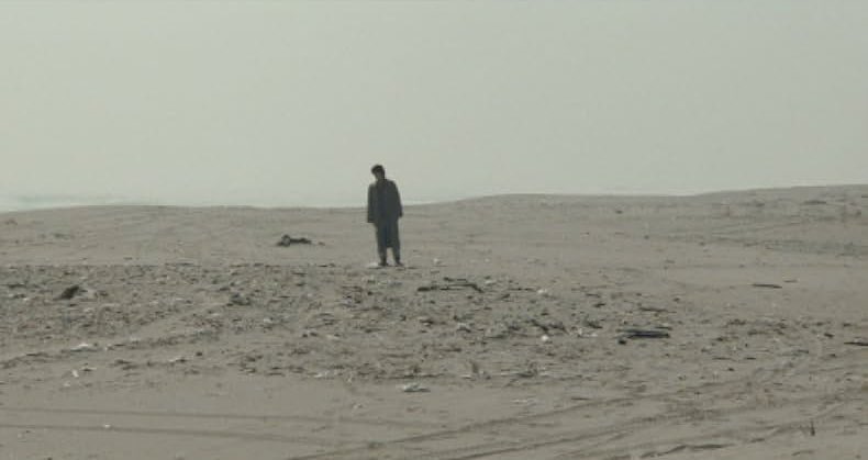 vivalarevolz's tweet photo. Cure (1997) Dir. Kiyoshi Kurosawa https://t.co/plpEEVMf5m