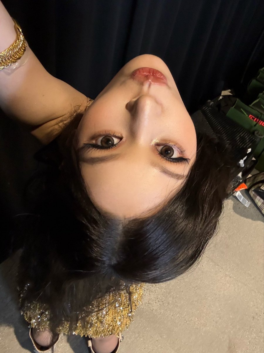 cdenyu's tweet photo. “https://t.co/FtXnpFNYkF” (../iv) ✶ https://t.co/Pn13WQ1q9C