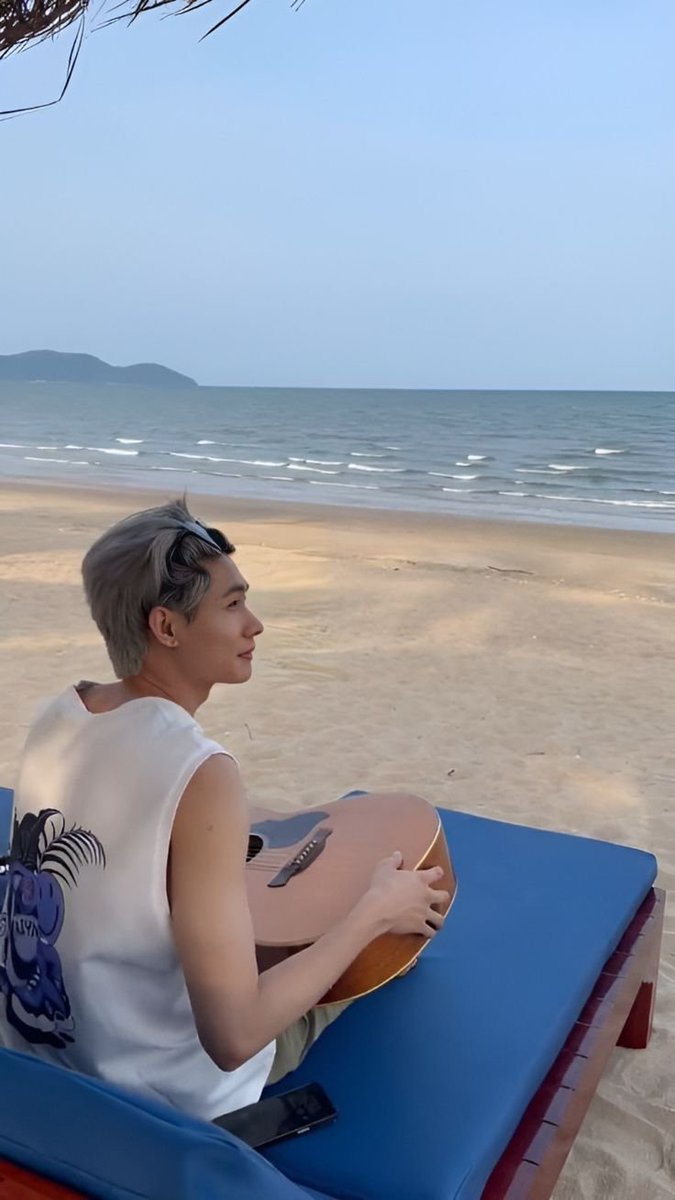 puIIthattrigger's tweet photo. ㅤ
╭─〔 SNS UPDATE 〕─╮
➤ DATE: 09.30.2026
➤ STATUS: ACTIVE
➤ MOOD: ⛱️🌊🏖
╰──────────────╯

✶ UPDATE: Sea where my heart belongs.
ㅤ https://t.co/D9d8ZNU5Tx