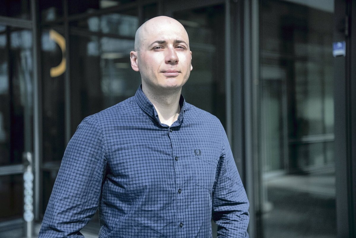 humanite_fr's tweet photo. La France n’est plus un refuge pour les antifascistes : l’extradition de l’antifa Gino Abazaj validée par la Cour de cassation 

➡️ https://t.co/PlpPPCwVge https://t.co/YfWTeKT59e