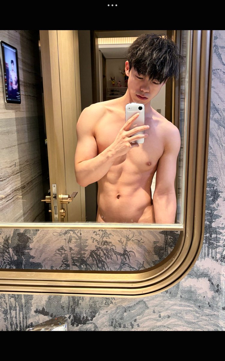 TomasAlonsoPer3's tweet photo. 抖音阿奇仔男男采访↓#阿奇仔
https://t.co/iYtbqAA4vr

大鸟阿奇崽合集视频 https://t.co/ZQIztMo9m9