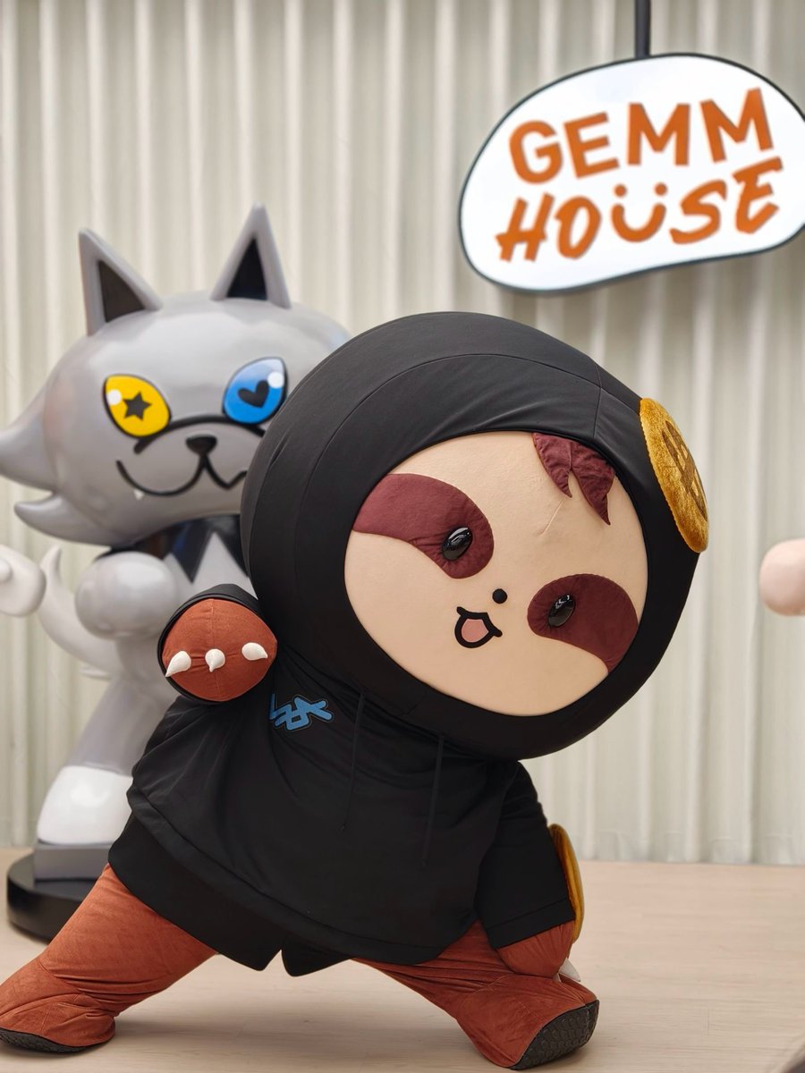 samruay_GMMTV's tweet photo. มาาาายืดดดดเส้นนนนทททททที่ #GEMMHOUSE ค้าบบบบบ 🤎

#SAMRUAY https://t.co/mkv2PTGobM