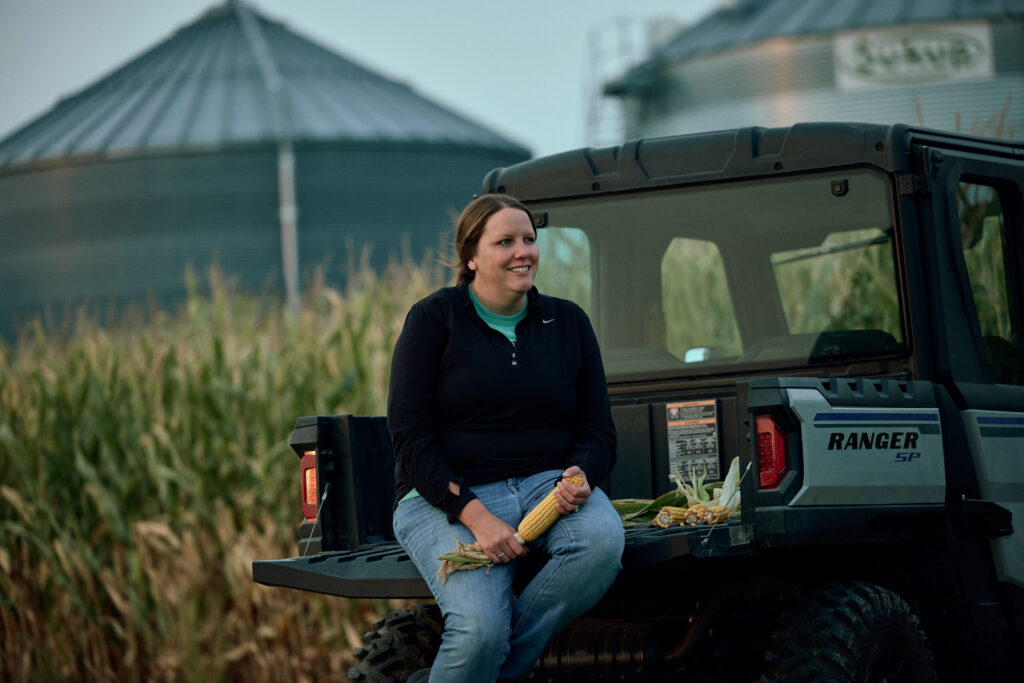 CommonGroundNow's tweet photo. Ever find holes in your garden veggies or discover something snacking on your herbs? 🐛🥬 Farmers know that feeling, too—just on a much bigger scale. In her latest blog, Minnesota farmer Erin shares how she protects corn from harmful insects like corn rootworm through field scouting, precision technology and, only when needed, insecticides. It all comes down to protecting the crop’s potential and making every kernel count. 🌽 #CommonGround #HarmfulInsects #CornFarming #FarmLife