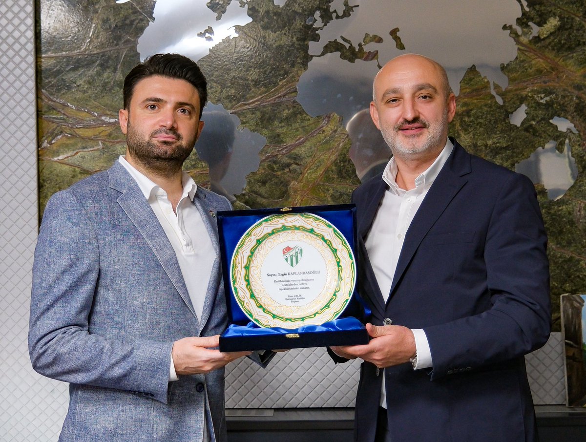 BursasporSk's tweet photo. TEŞEKKÜRLER AYMES TEKSTİL

Aymes Tekstil #Yanındayım dedi.

Aymes Tekstil Yönetim Kurulu Başkanı Ergin Kaplanbaşoğlu'na desteklerinden dolayı teşekkür ediyoruz https://t.co/i0zaaGjgzk
