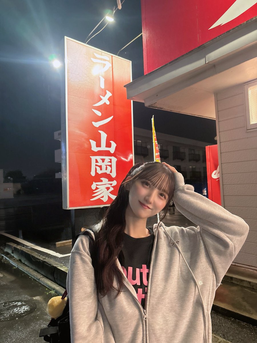 ayamin_112's tweet photo. コンサート終わりのご褒美飯に❣️

念願の山岡家さん行ってきました〜🍜♡にこにこ https://t.co/s941TomVLv