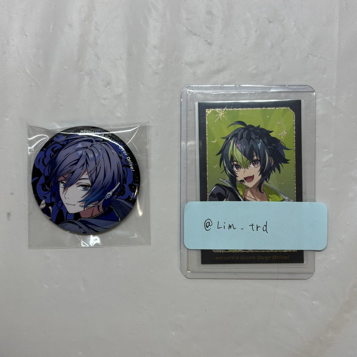 Lim_trd's tweet photo. @aiytorihiki はじめまして、検索より失礼します。
当方画像1枚目のものを所持しております。画像2枚目との交換は可能でしょうか？ご検討よろしくお願いします。 https://t.co/6E1ljl88mp